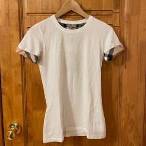 Burberry Women’s tee
